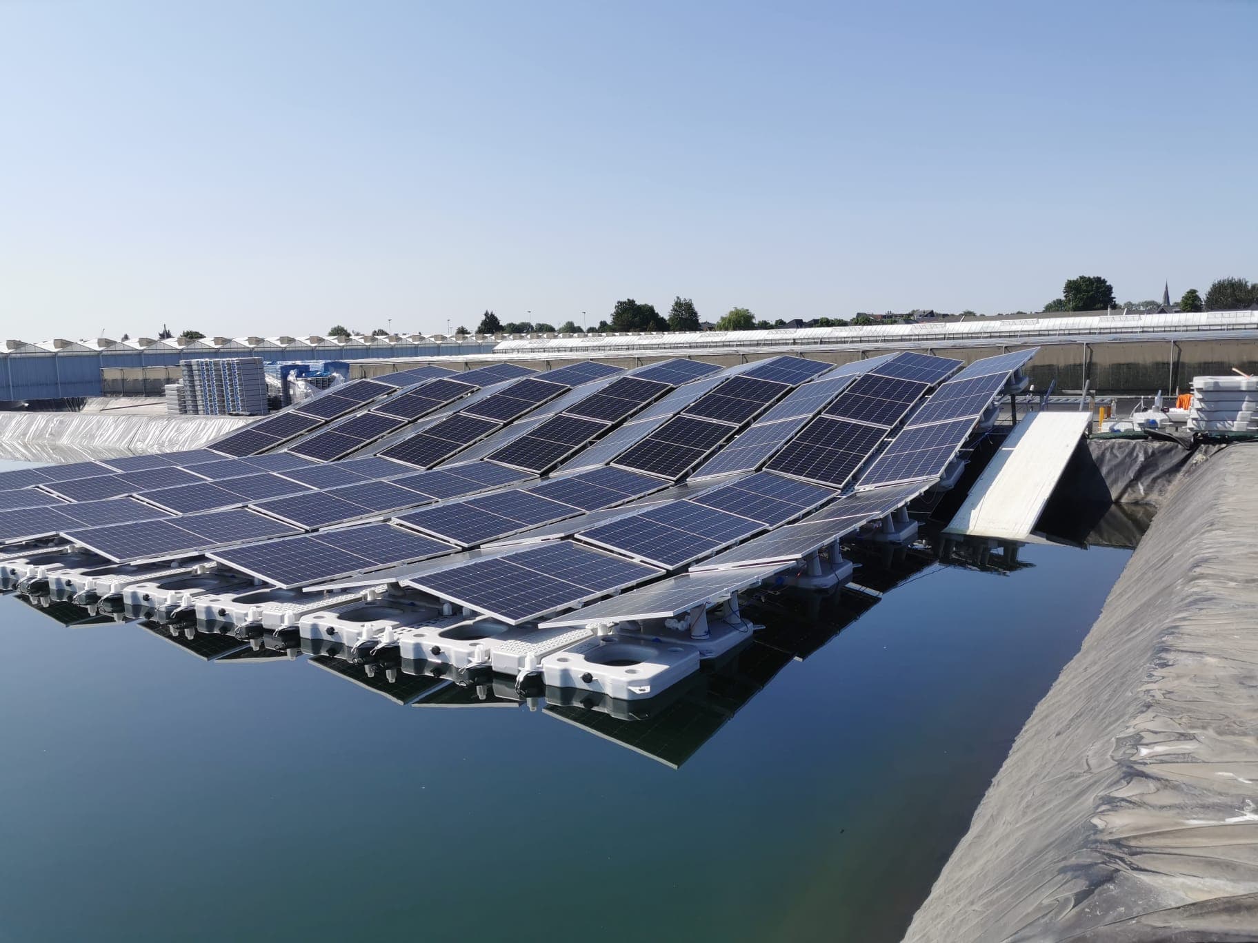 EverKinetiq luxe solar carport - project 07 | EverKinetiq Belgium
